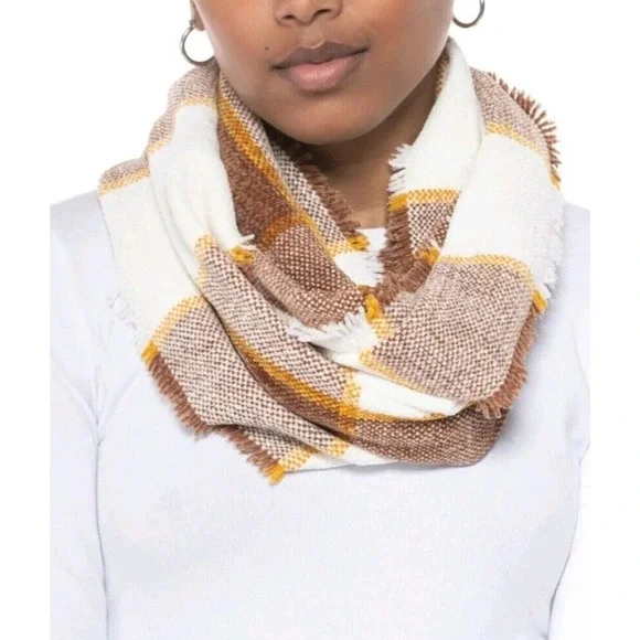 CHARTER CLUB Womens Ivory Woven Chenille Loop Fringed Infinity Scarf - Picture 2 of 5